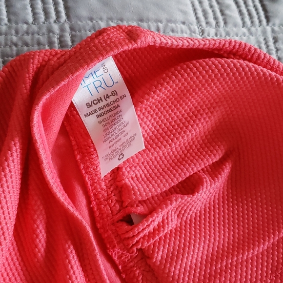 Bathing suit - Picture 3 of 4